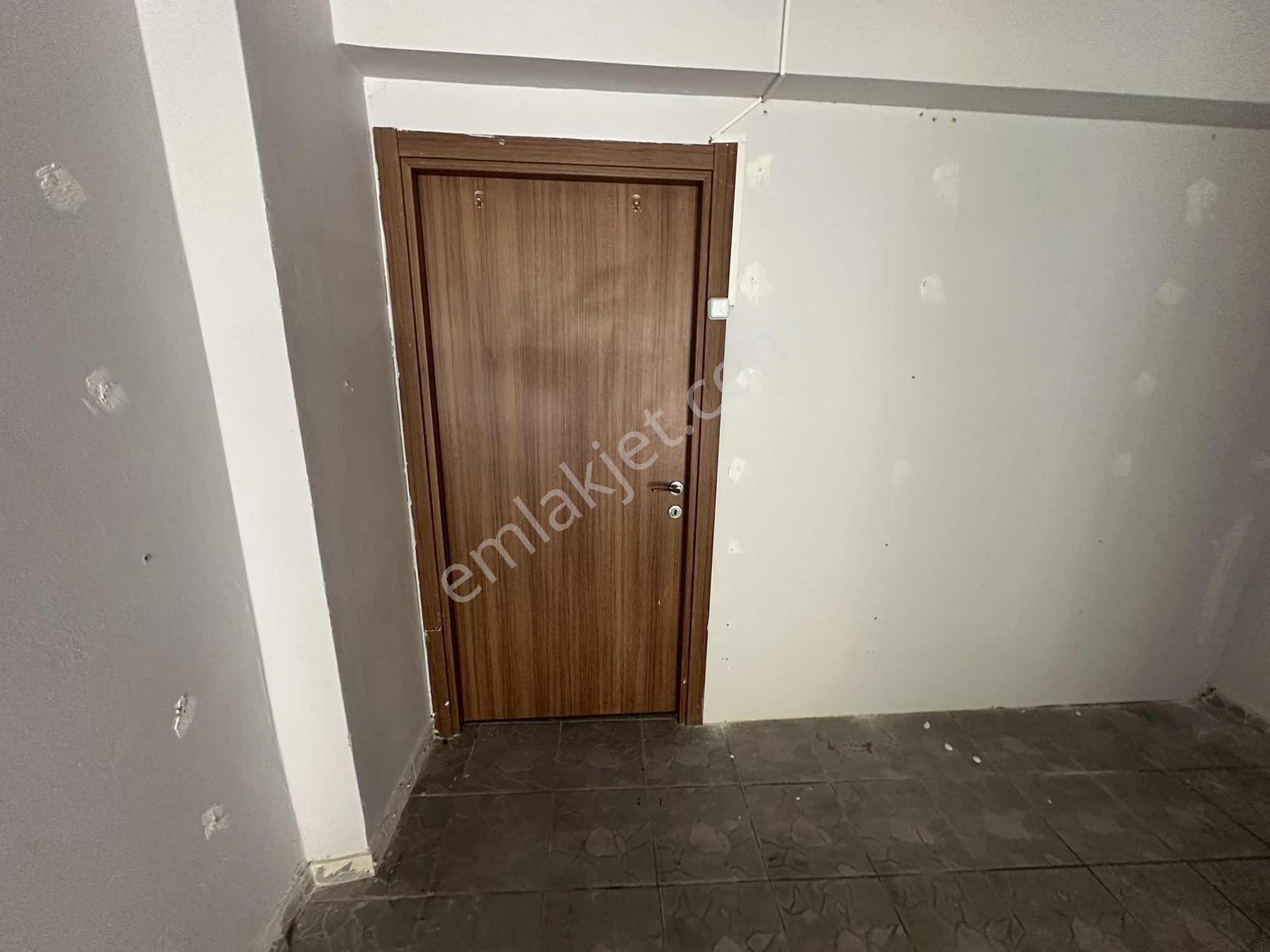 Kiralık Dükkan Karadolap Mahallesinde 107 M² - Görsel 11