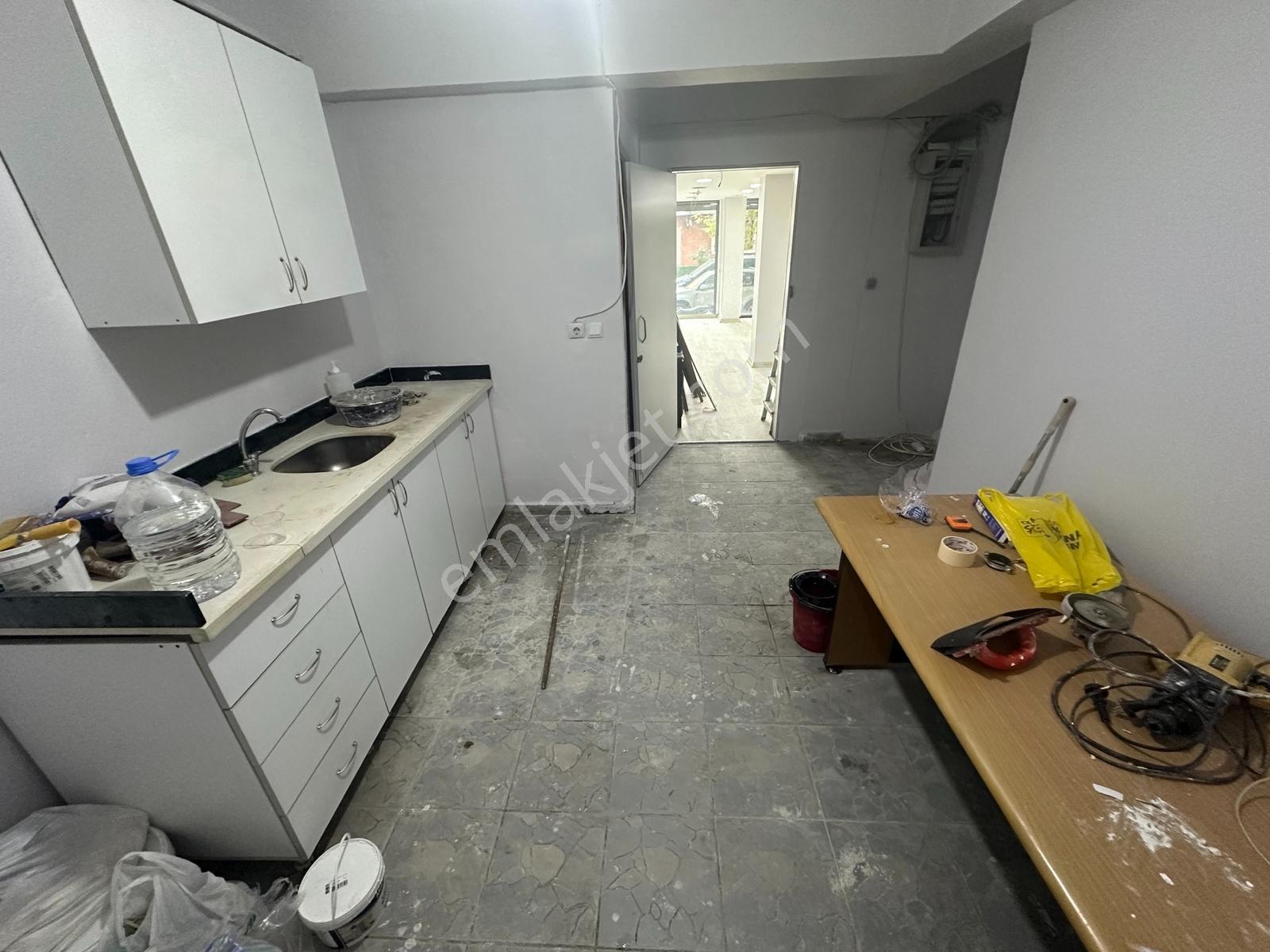 Kiralık Dükkan Karadolap Mahallesinde 107 M² - Görsel 5