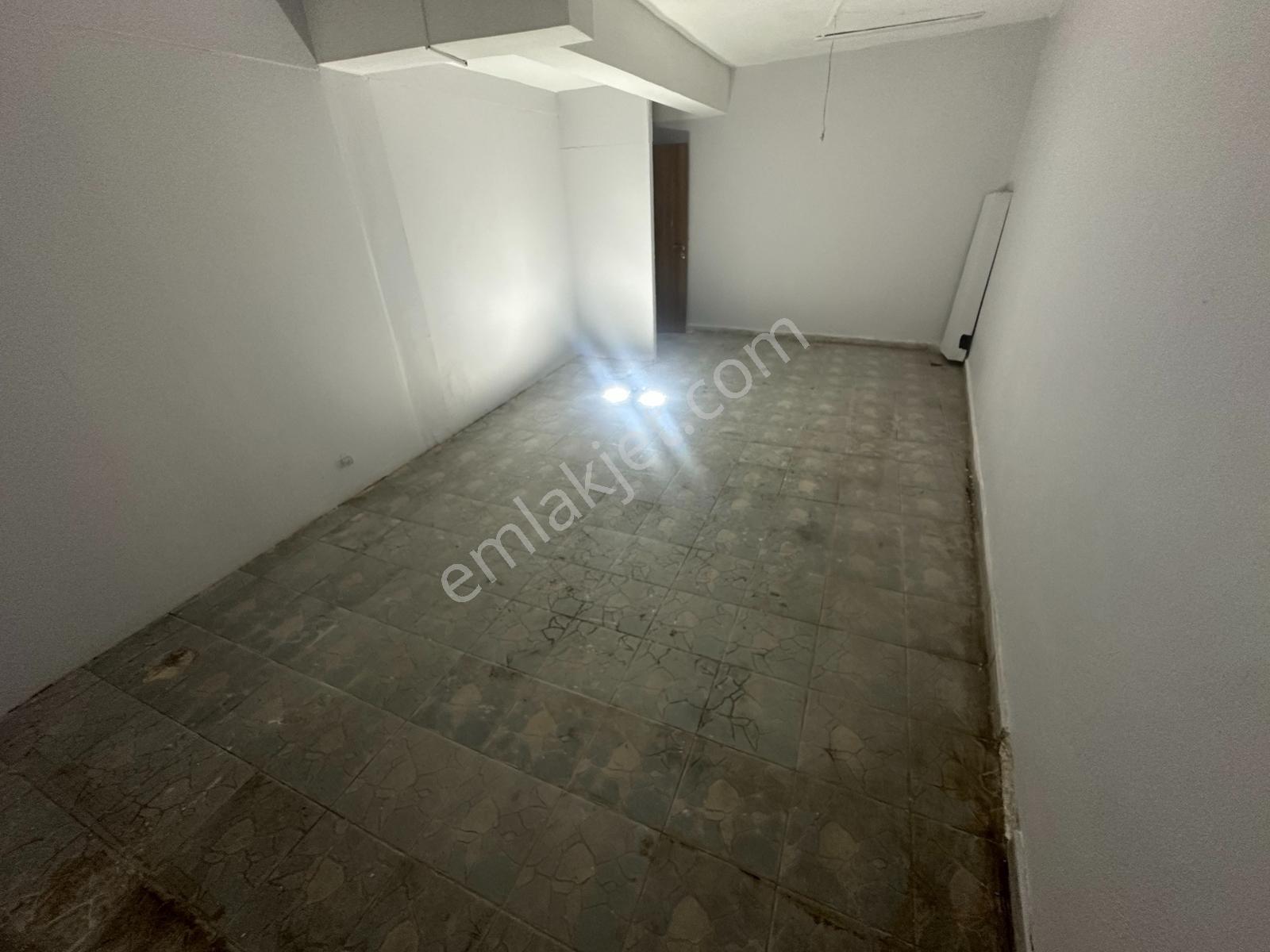 Kiralık Dükkan Karadolap Mahallesinde 107 M² - Görsel 12