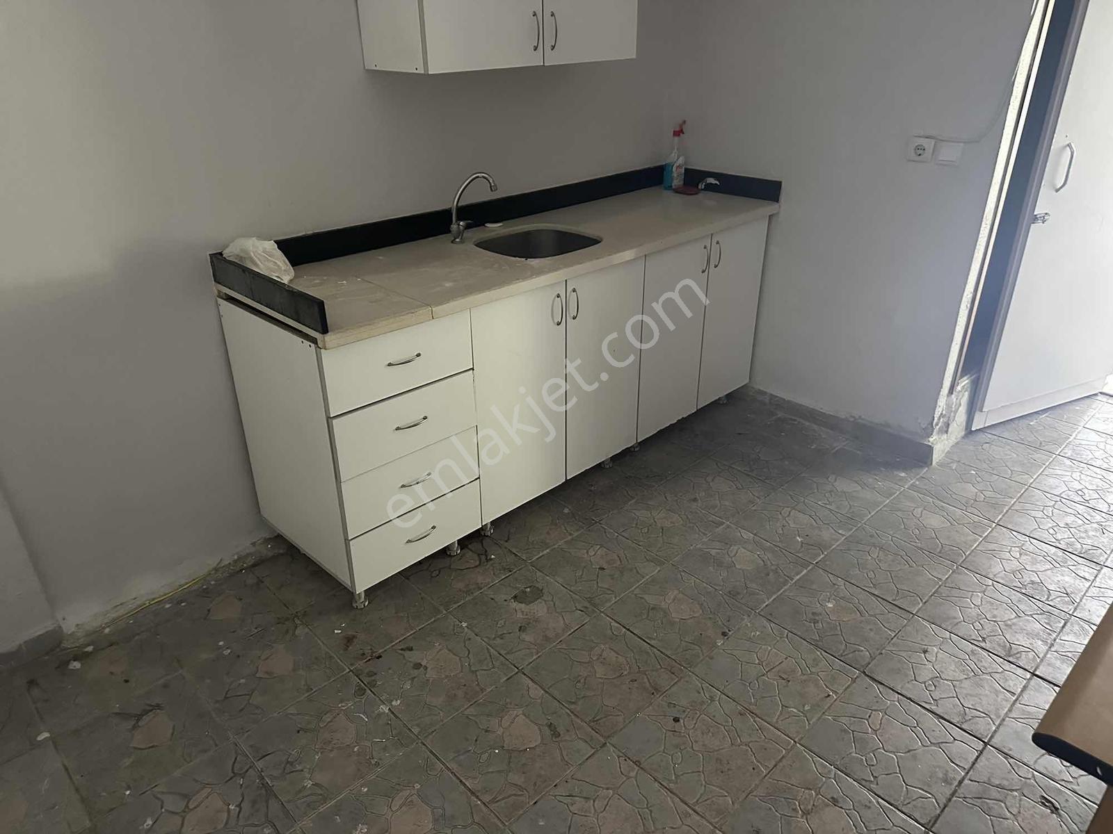 Kiralık Dükkan Karadolap Mahallesinde 107 M² - Görsel 20