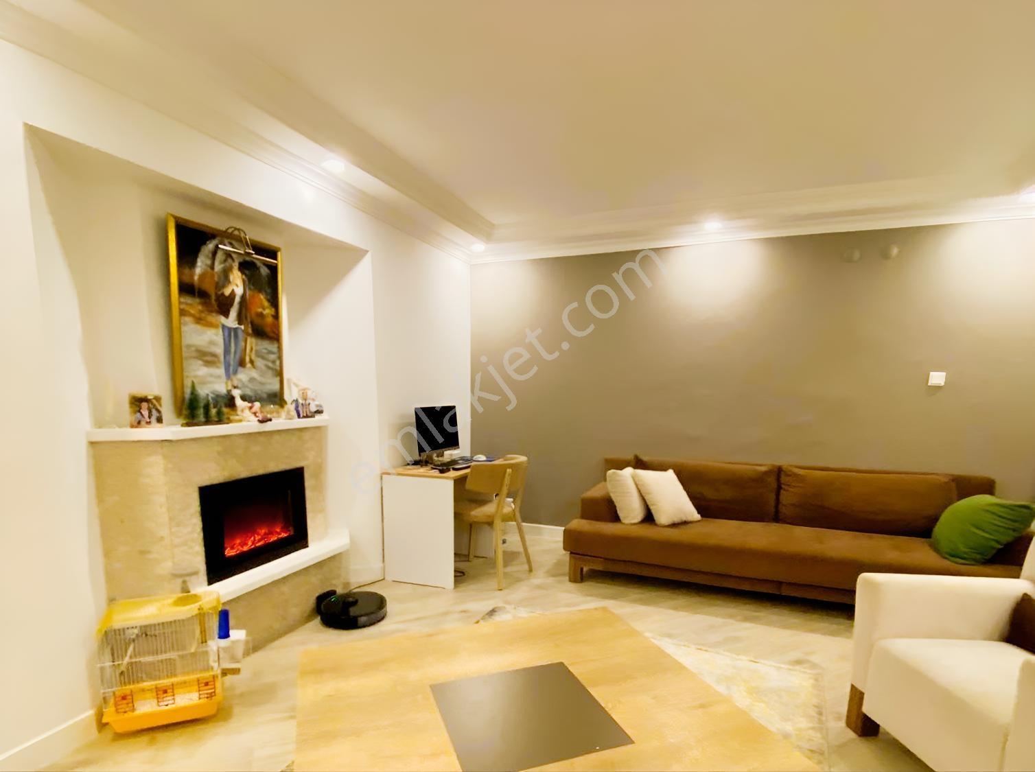 Remax Area Yüzüncü Yıl Mh. Havuzlu Site'de Satılık Arakat Daire - Görsel 7