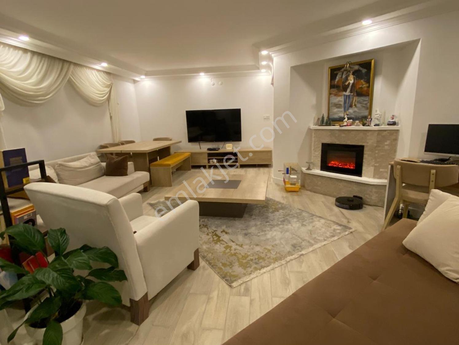 Remax Area Yüzüncü Yıl Mh. Havuzlu Site'de Satılık Arakat Daire - Görsel 6