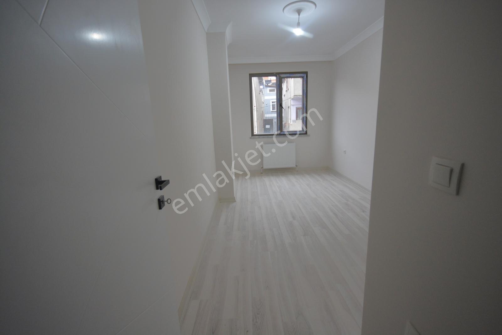 Satılık 2+1 Uygun Fiyata Sıfır 90 M² Ara Kat Daire - Görsel 3