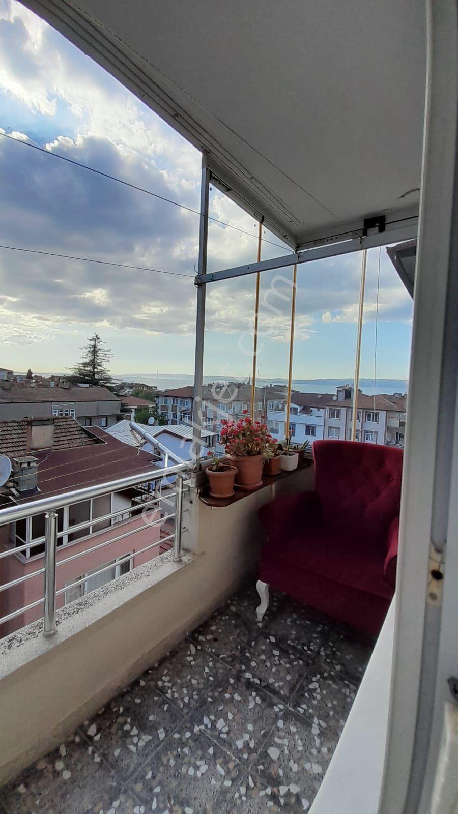 Deniz Manzaralı Cadde Üzeri - Görsel 18