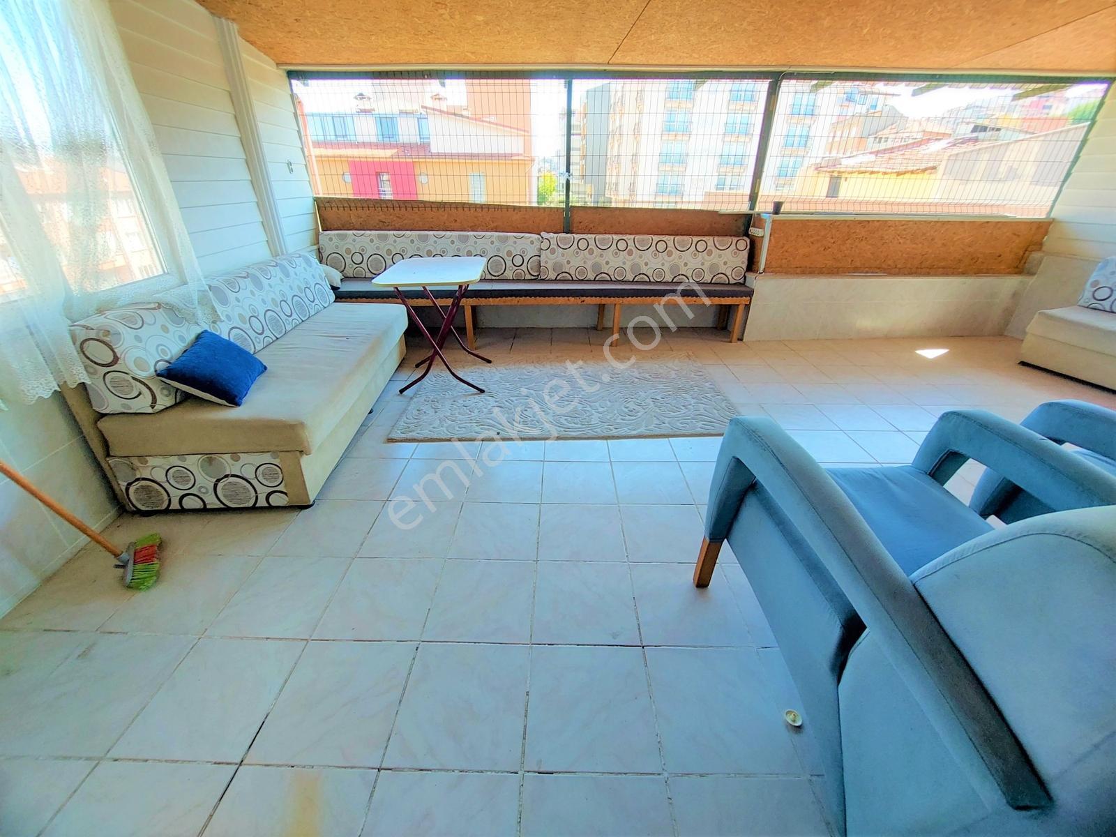 El/ya Kasaplar Çardaklı 4+1 Eşyalı Teraslı Geniş Kiralık Daire - Görsel 33
