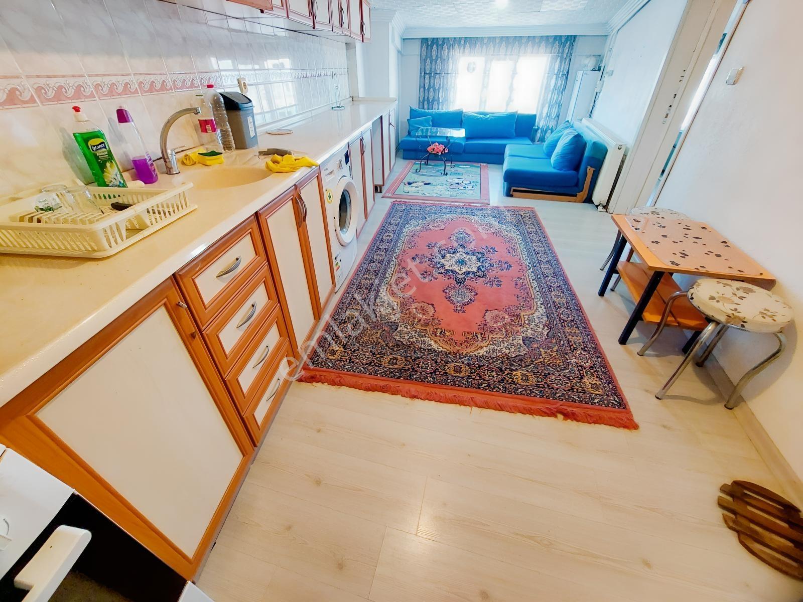 El/ya Kasaplar Çardaklı 4+1 Eşyalı Teraslı Geniş Kiralık Daire - Görsel 8