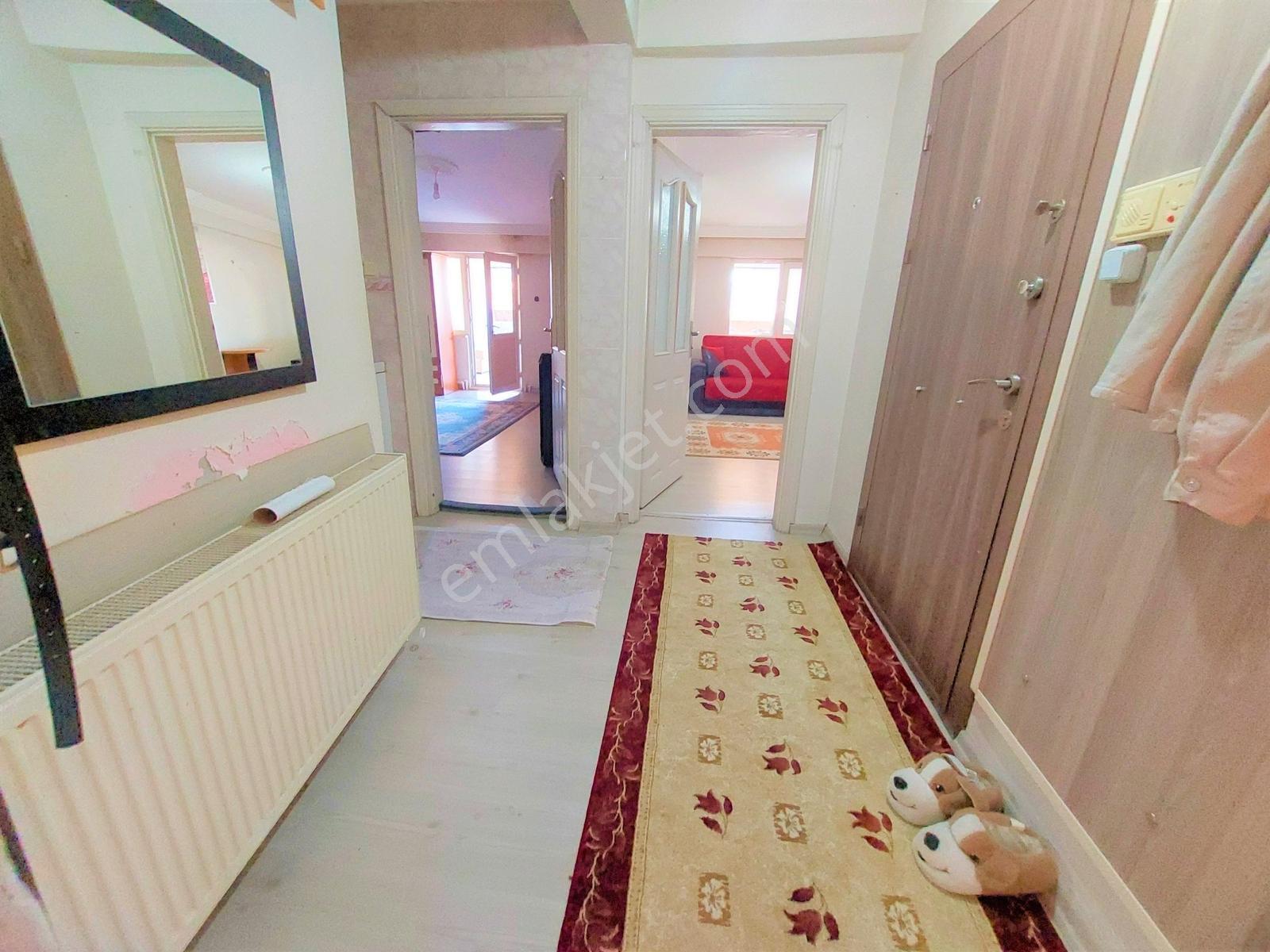 El/ya Kasaplar Çardaklı 4+1 Eşyalı Teraslı Geniş Kiralık Daire - Görsel 23