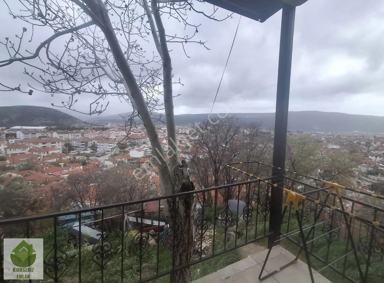 Muğla Merkez Karşıyakada Satılık 3 Katlı Bahçeli Müstakil Ev... - Görsel 2
