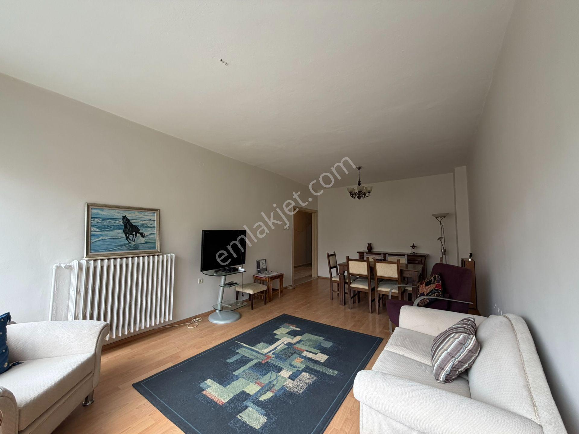 Çankaya Ballıbaba Sokakta Eşyalı Kiralık 3+1 - Görsel 7