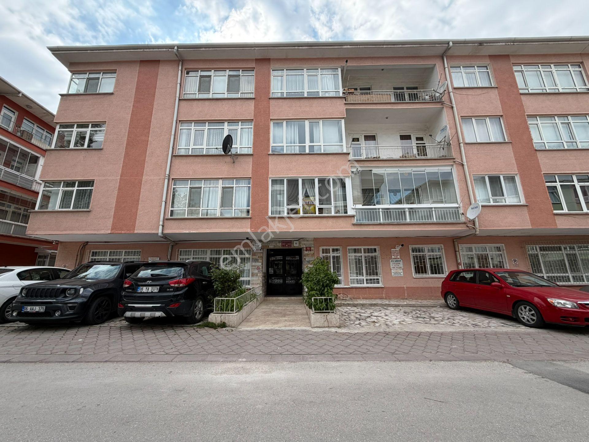 Çankaya Ballıbaba Sokakta Eşyalı Kiralık 3+1 - Görsel 31