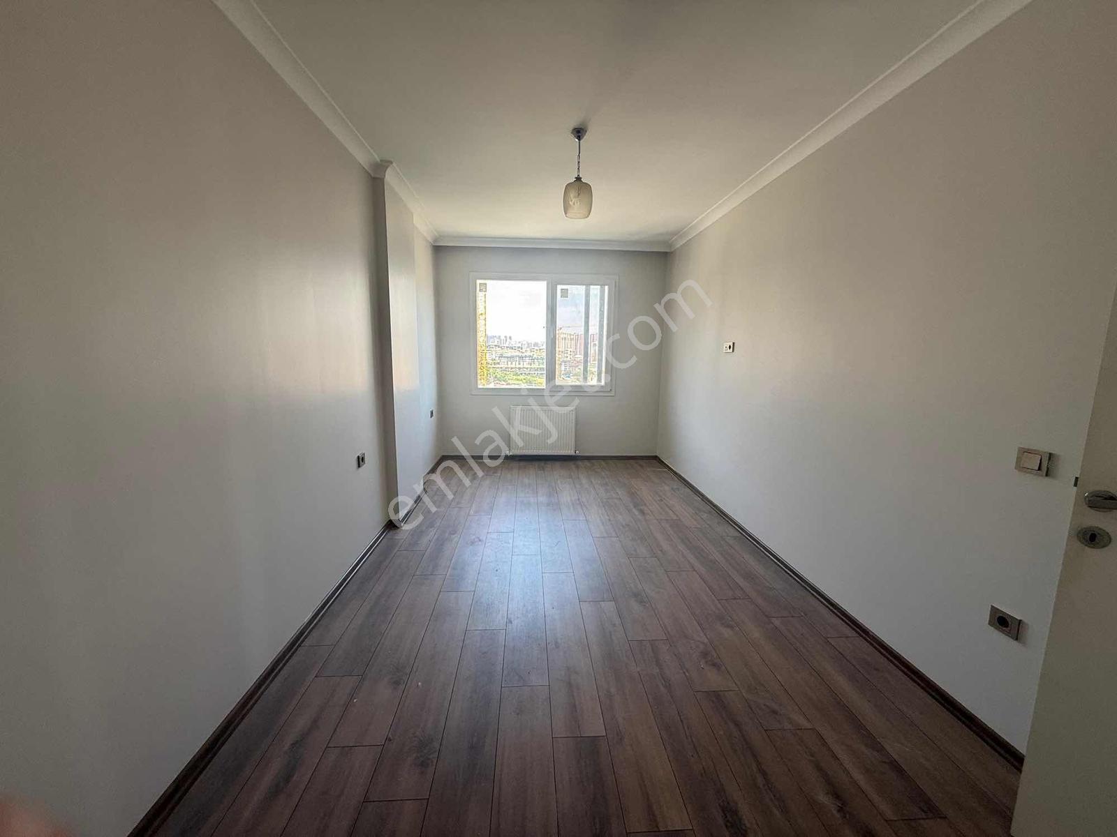 Beylikdüzü Yakuplu Metrobüse 100m Kiralık 3+1 Site İçi Daire - Görsel 35