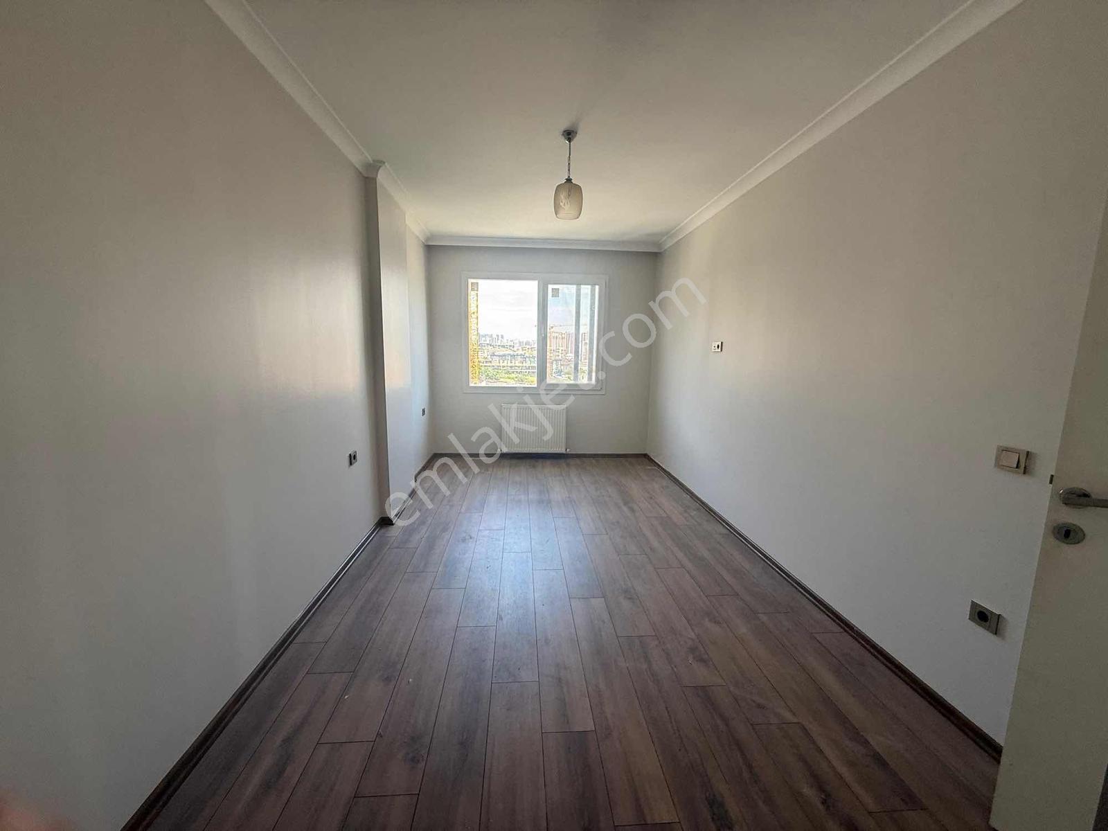 Beylikdüzü Yakuplu Metrobüse 100m Kiralık 3+1 Site İçi Daire - Görsel 30