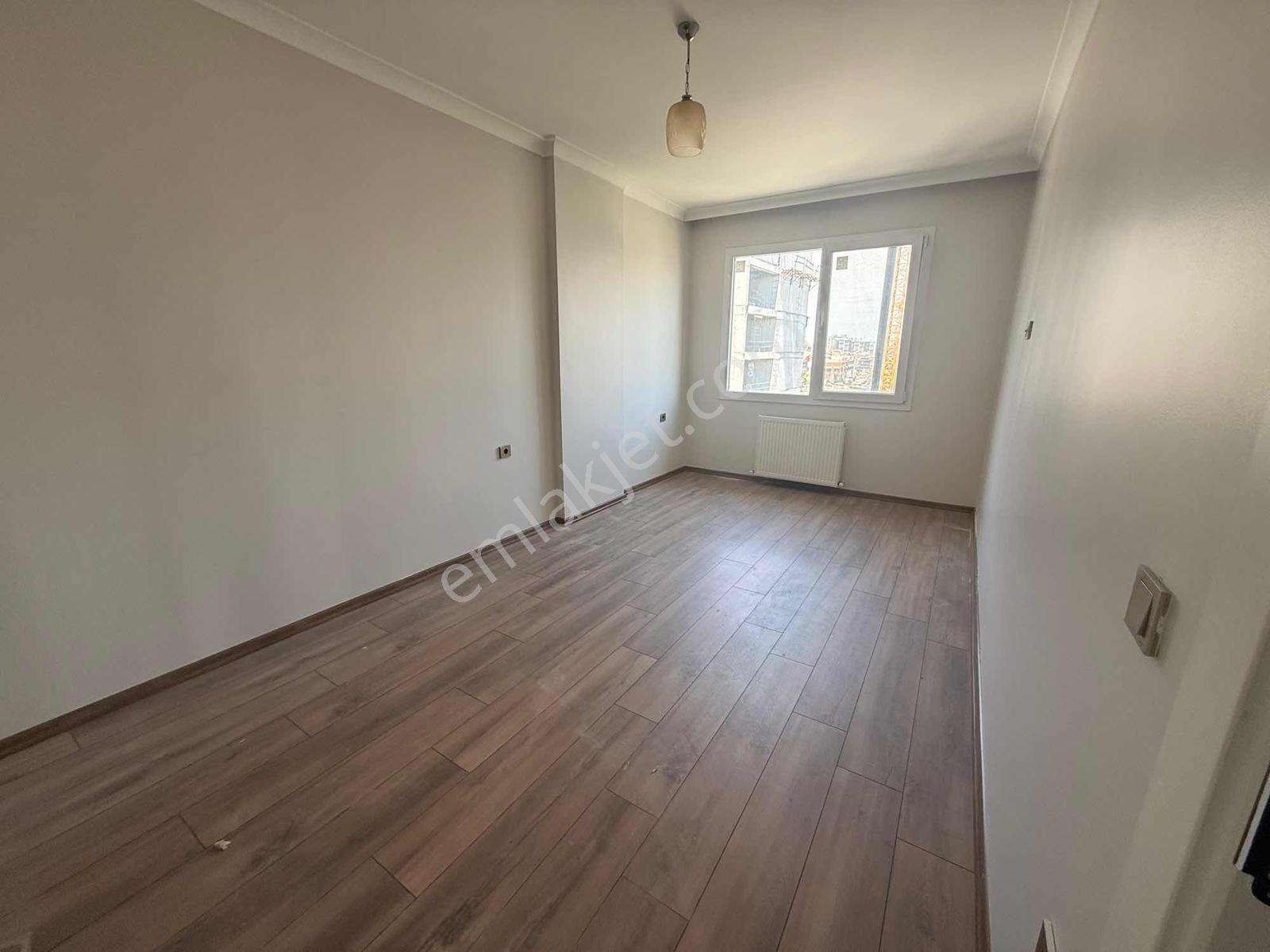 Beylikdüzü Yakuplu Metrobüse 100m Kiralık 3+1 Site İçi Daire - Görsel 33