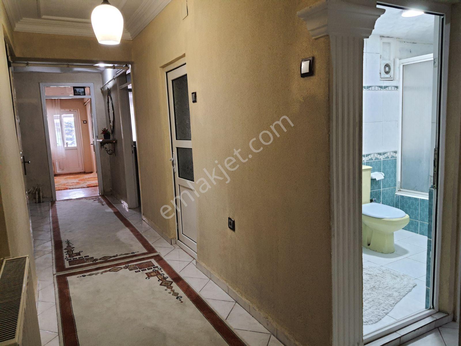 100. Yıl Bulvarı Üzeri Eşyalı Kiralık 3+1 - Görsel 27