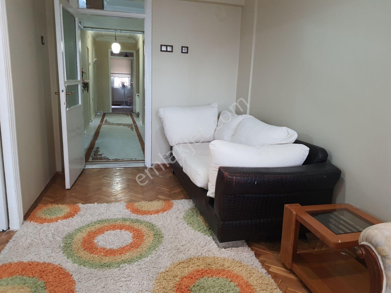 100. Yıl Bulvarı Üzeri Eşyalı Kiralık 3+1 - Görsel 14