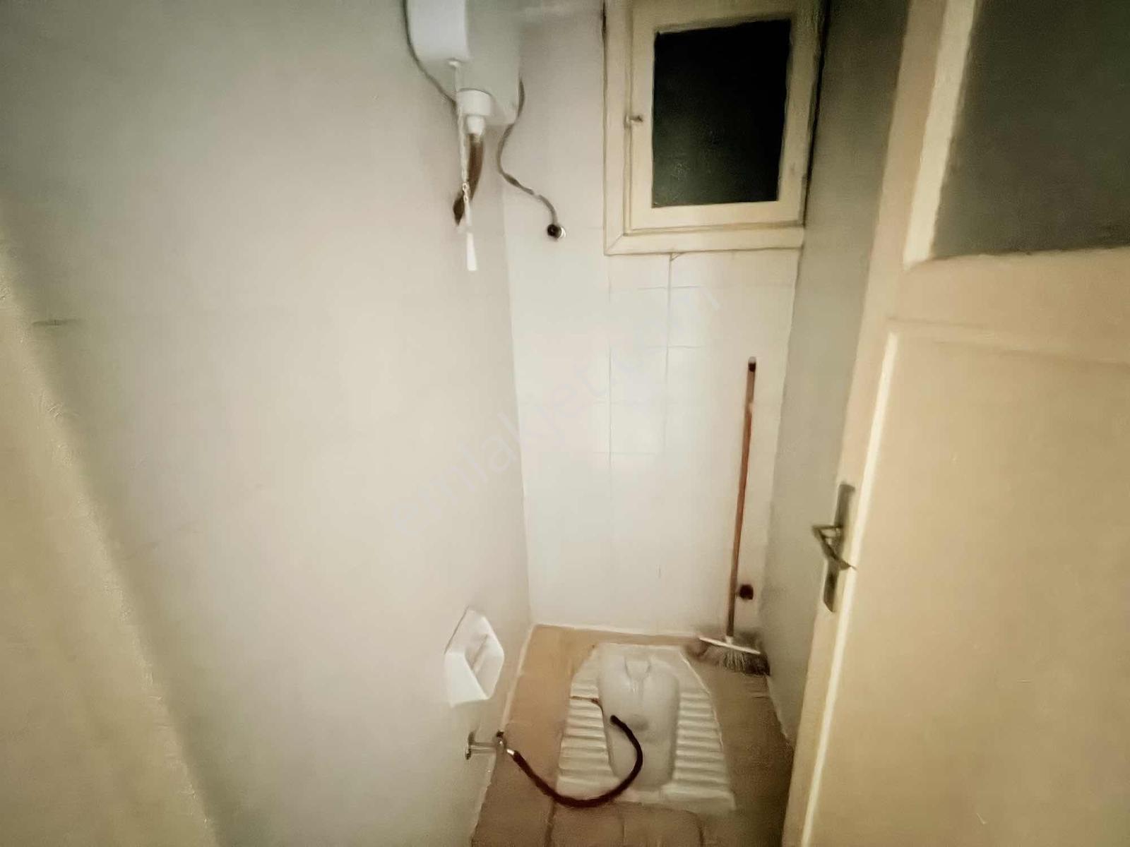Hürriyet Caddesi Üzeri Satılık 3+1 Daire - Görsel 23