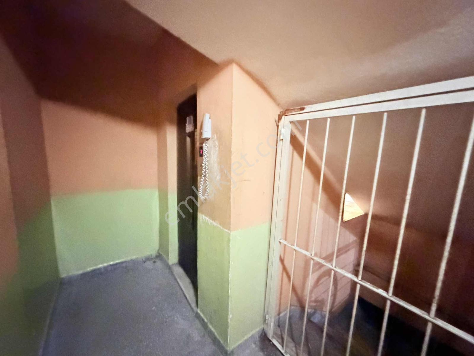 Hürriyet Caddesi Üzeri Satılık 3+1 Daire - Görsel 16