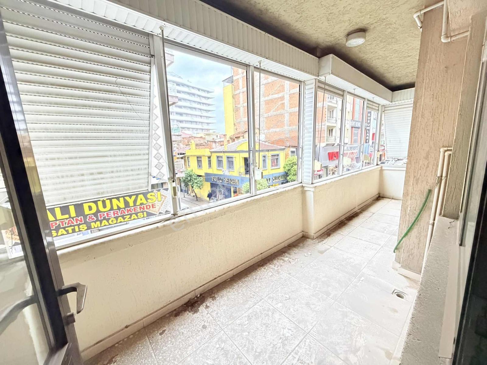 Hürriyet Caddesi Üzeri Satılık 3+1 Daire - Görsel 30