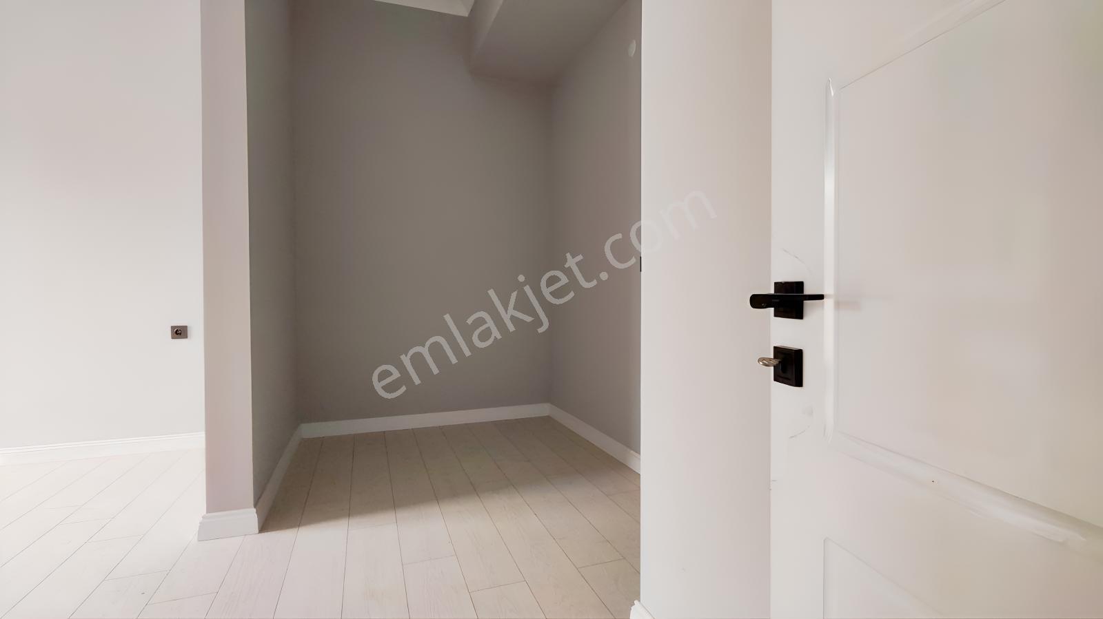 Tarcanlardan Başiskele Barbaros M Satılık 3+1 Çatı Dubleks Daire - Görsel 13