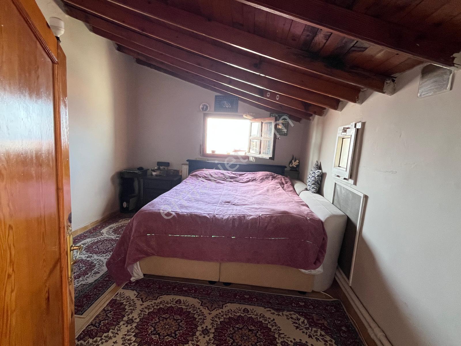 Aydınkent Sitesinde Bahçeli Deniz Manzaralı 3+1 Tripleks Villa - Görsel 18
