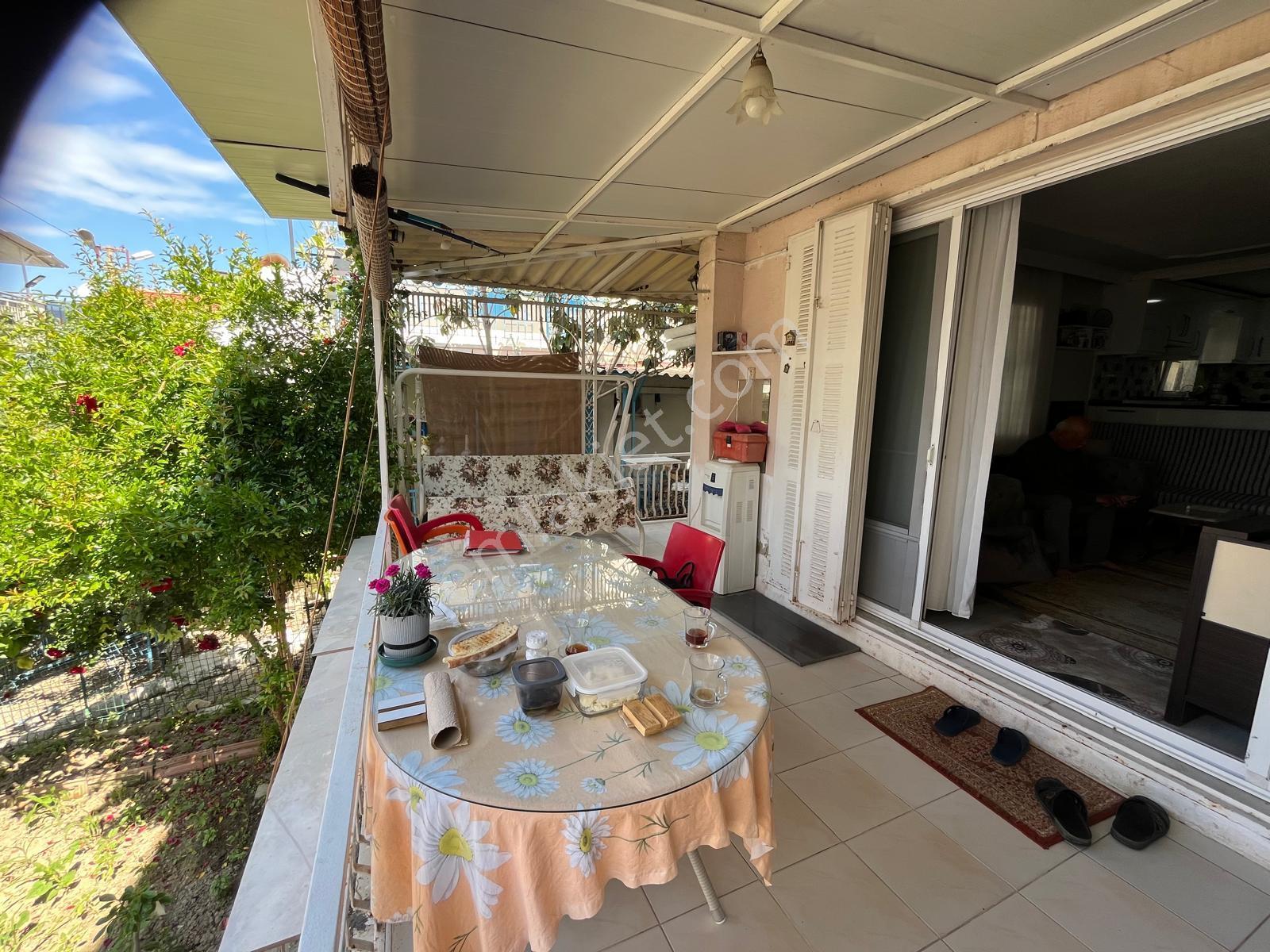 Aydınkent Sitesinde Bahçeli Deniz Manzaralı 3+1 Tripleks Villa - Görsel 13