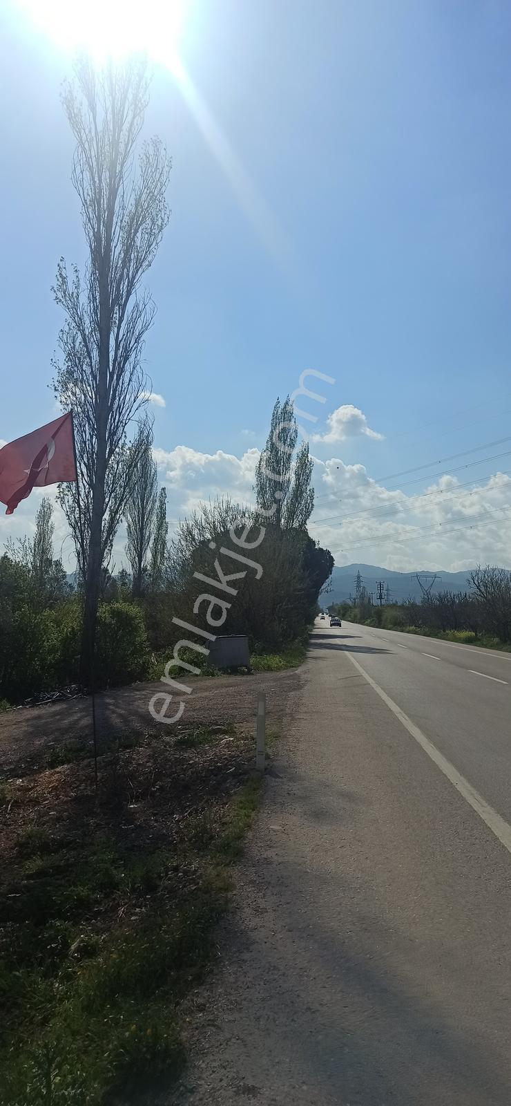 Orhangazi Yeniköy 600 M2 2 Taraftan Yolu Olan Köşe Parsel - Görsel 9