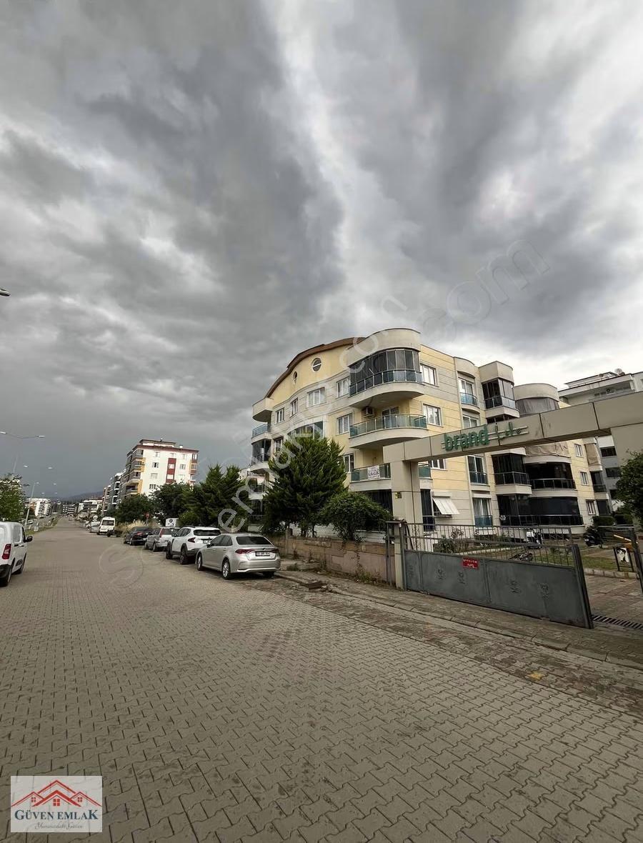 Yeşil Mahalle Havuzlu Site İçerisin De Kiralık 3+1 Lüks Daire !