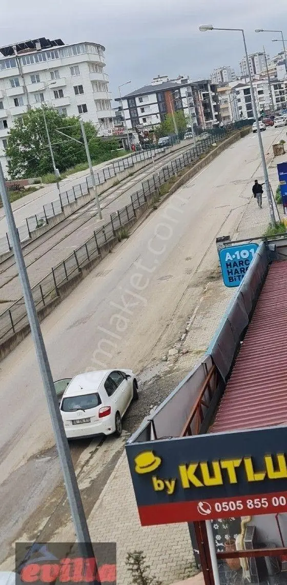 Atakum Körfez De Tramvay A Cephe Esyali Kiralık 1+1 - Görsel 4