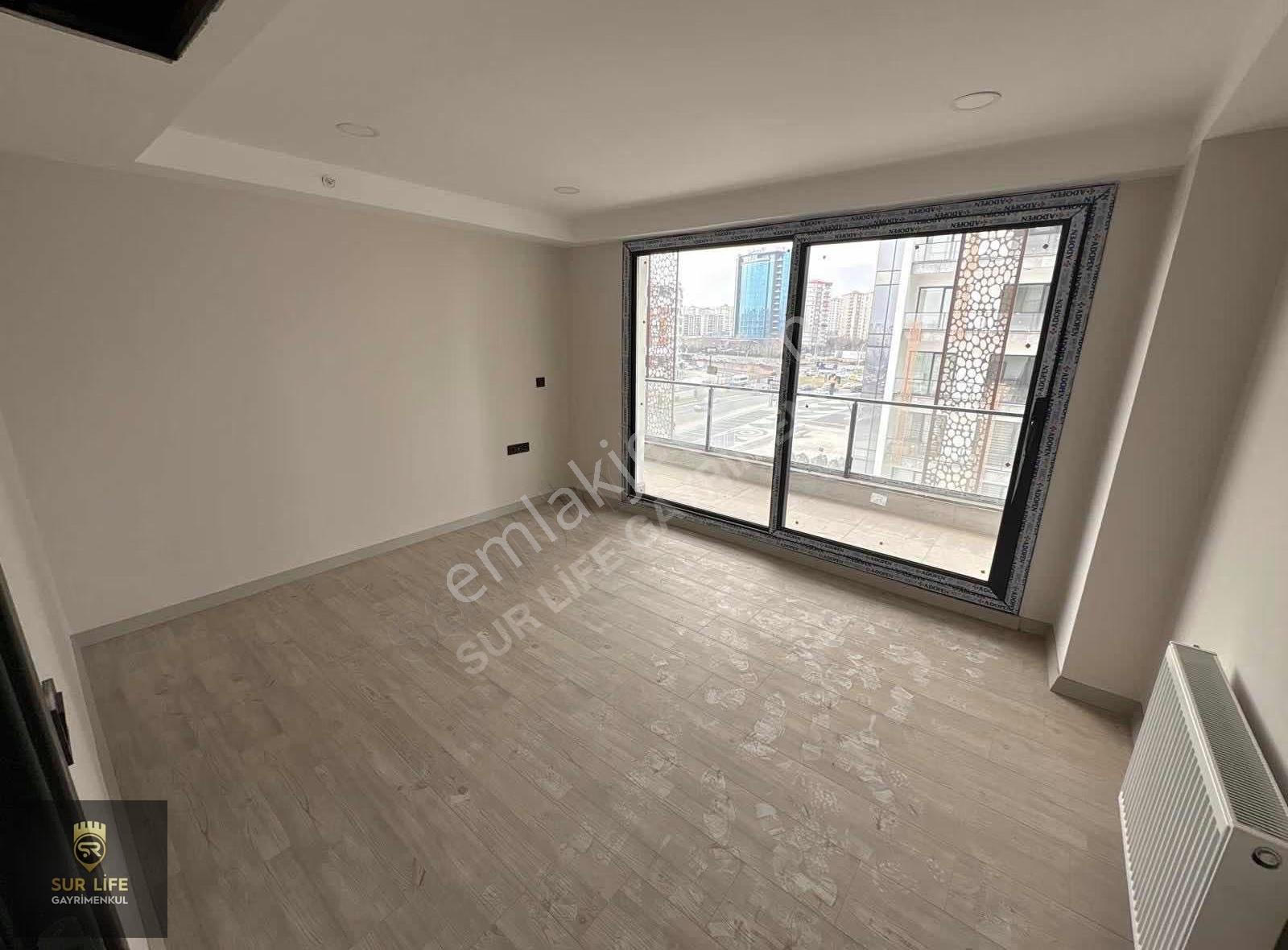 Radisson Otel Karşısı Çeysa Centropolde Kiralık Büro - Görsel 22