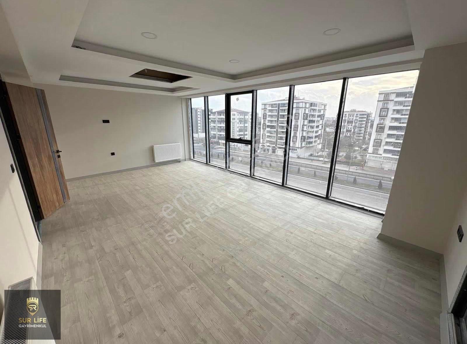 Radisson Otel Karşısı Çeysa Centropolde Kiralık Büro - Görsel 17