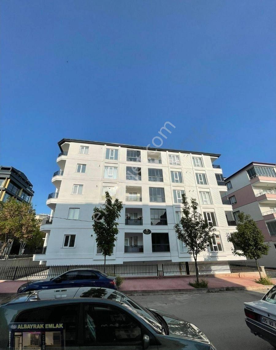 Albayrak Emlak'tan Kiralık Sıfır 1+1 Daire