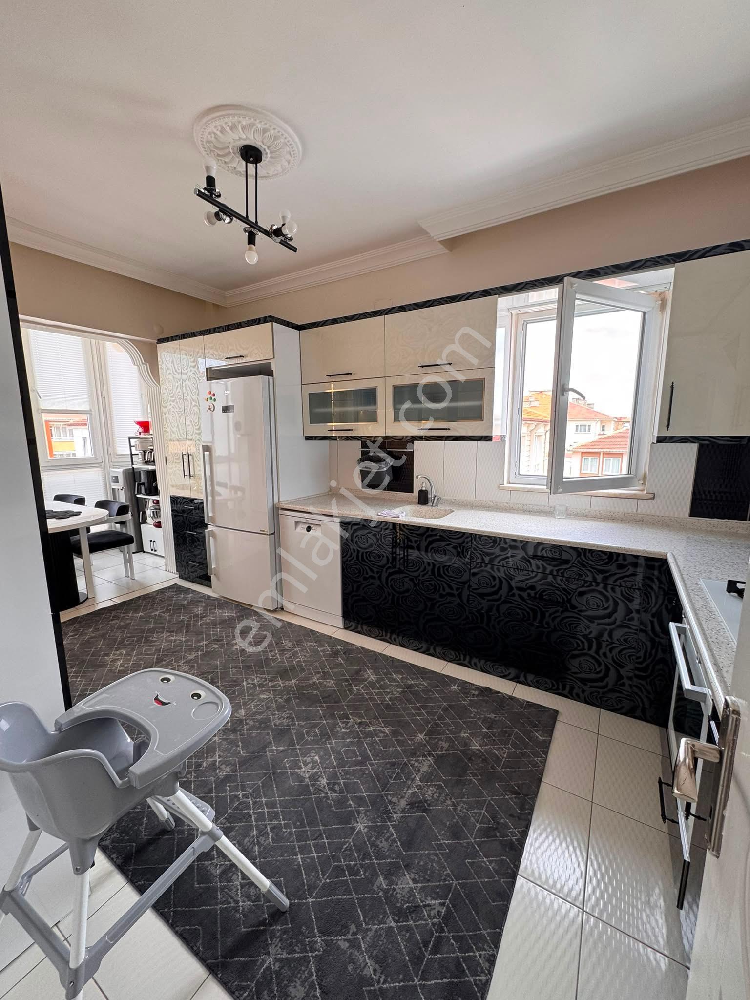Akçay Emlak'tan Akşehir Yarenler Mahallesinde Özel Tasarım Satılık Dubleks 4+1 Daire - Görsel 8