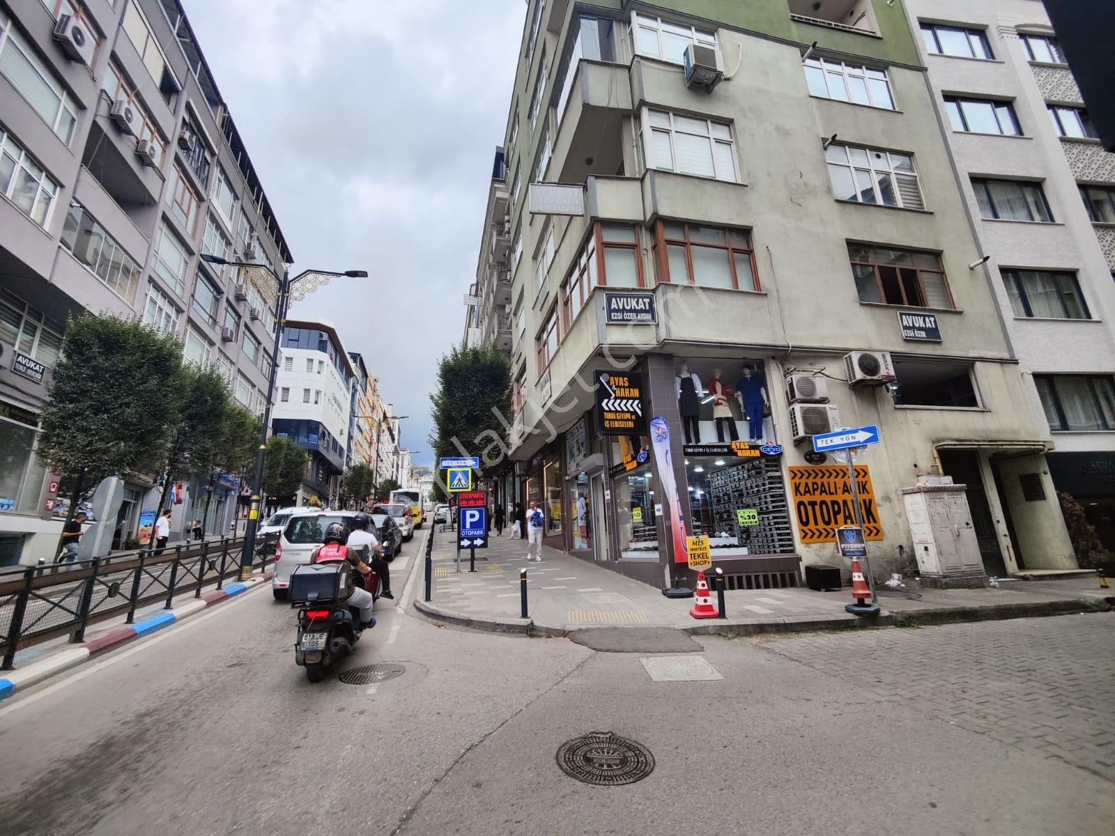 Redstone Şana Kemerkaya Meydana Çok Yakın Kiralık 2+1 Daire/ofis - Görsel 6