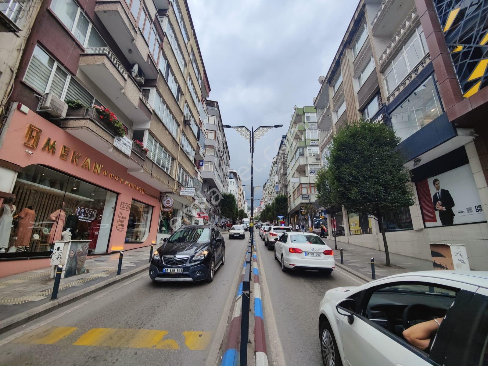 Redstone Şana Kemerkaya Meydana Çok Yakın Kiralık 2+1 Daire/ofis - Görsel 18
