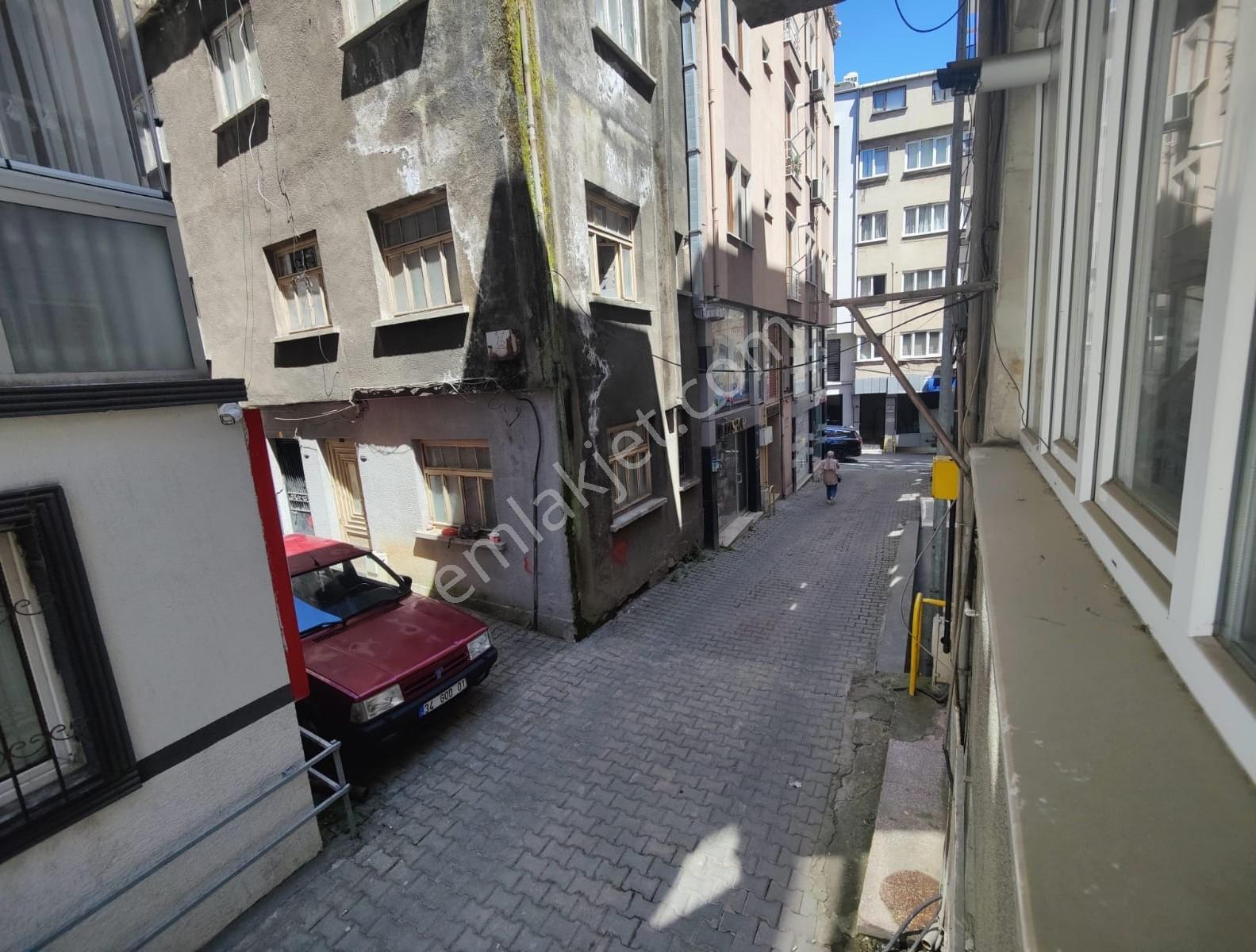 Redstone Şana Kemerkaya Meydana Çok Yakın Kiralık 2+1 Daire/ofis - Görsel 12