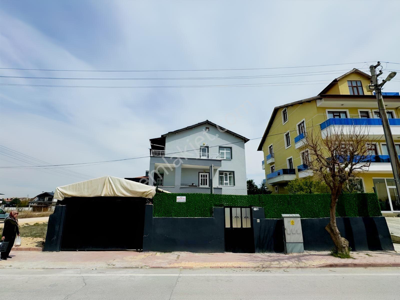 Buhara Hat Caddesine Cephe 3 Katlı Mustakil Satılık Bina - Görsel 6