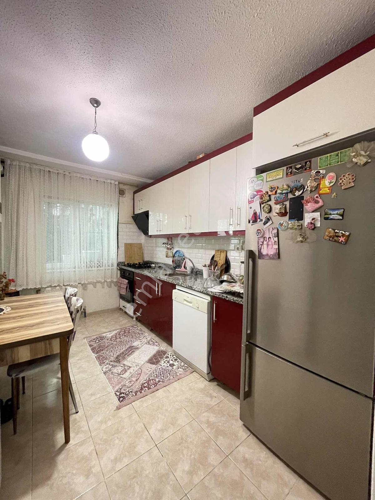3+1 Kapalı Mutfak Full Yapılı Doğalgaz Kombili Kaçmaz Toki