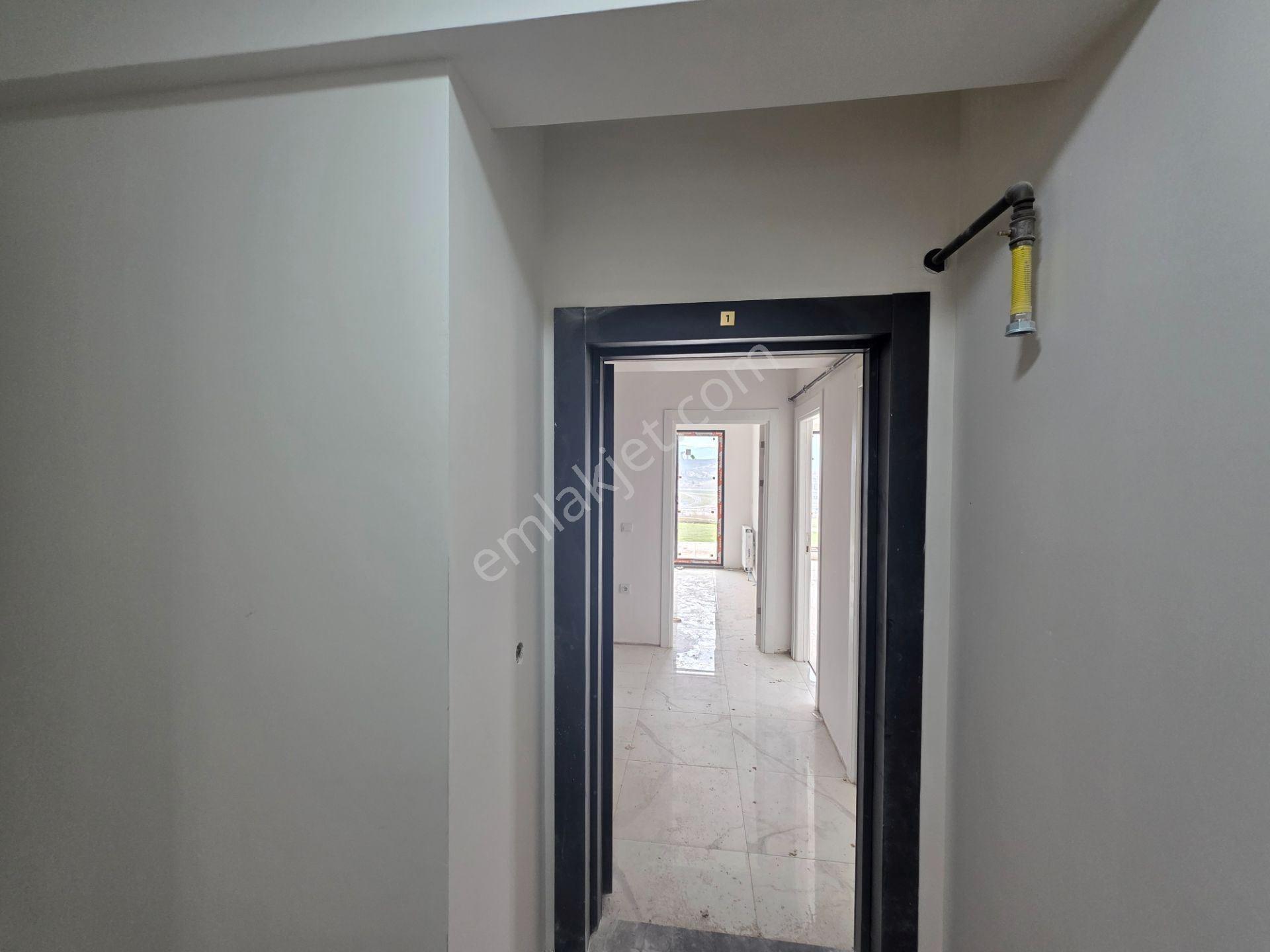 Altın Emlak' Tan Kavanya Koru Sitesi Bahçe Kullanımlı 4+1 Daire - Görsel 6