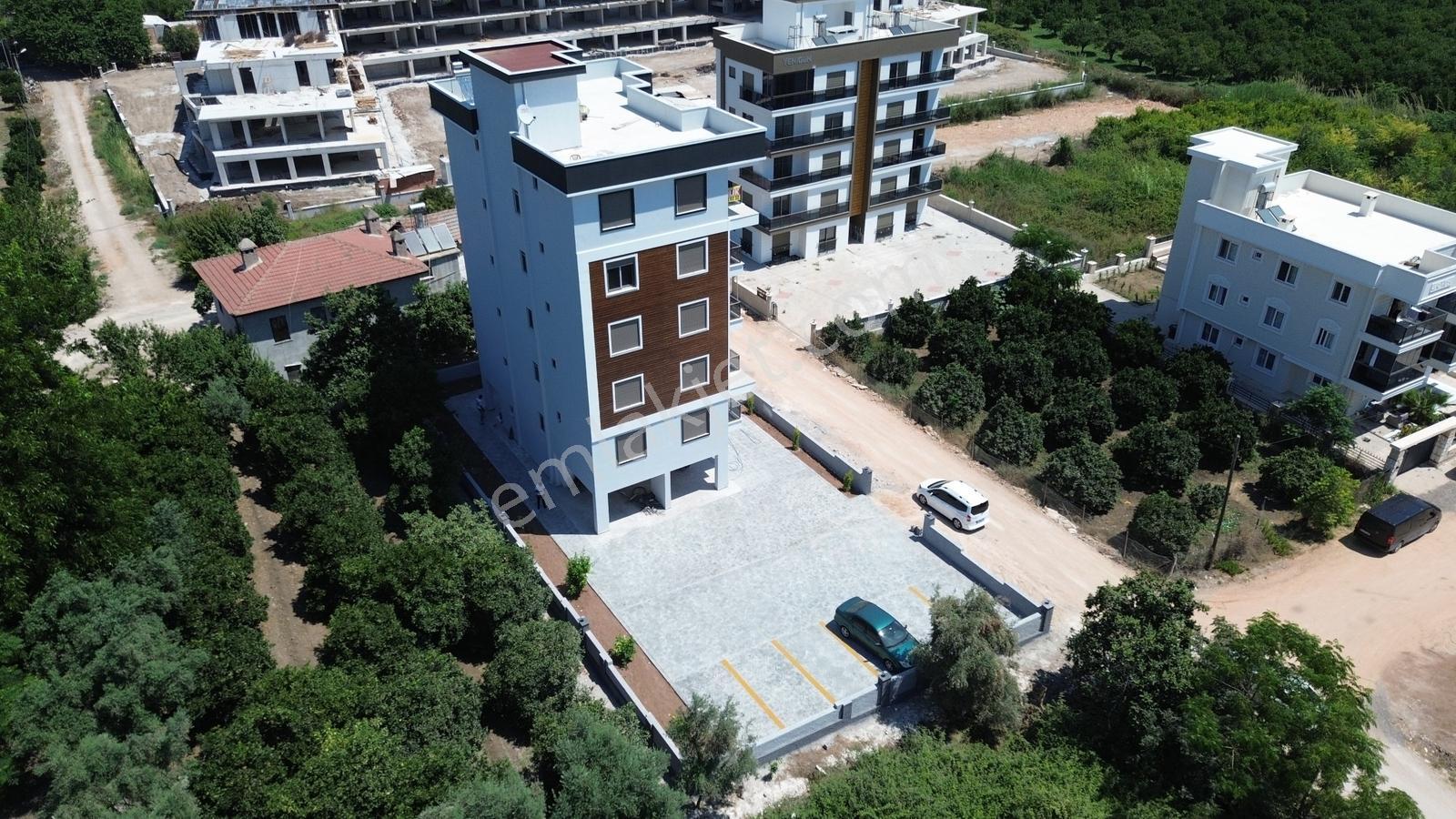Ertuğrul'dan Deniz Manzaralı 1+1 Satılık Daire - Görsel 18