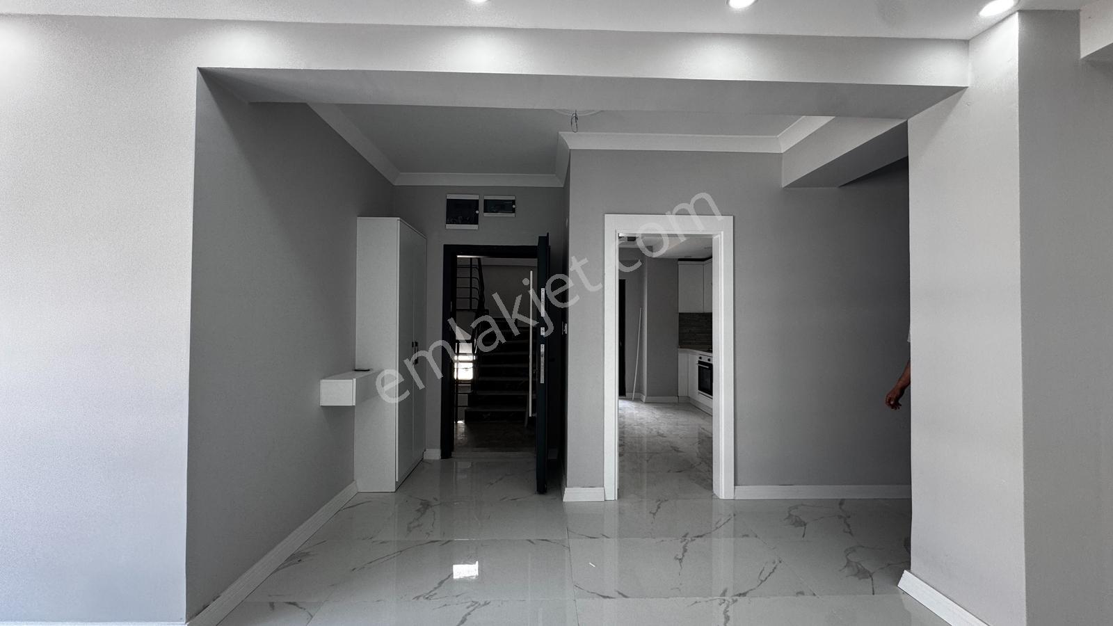 Kurtuluş Mahallesinde 2+1 Sıfır Kiralık Daire - Görsel 14
