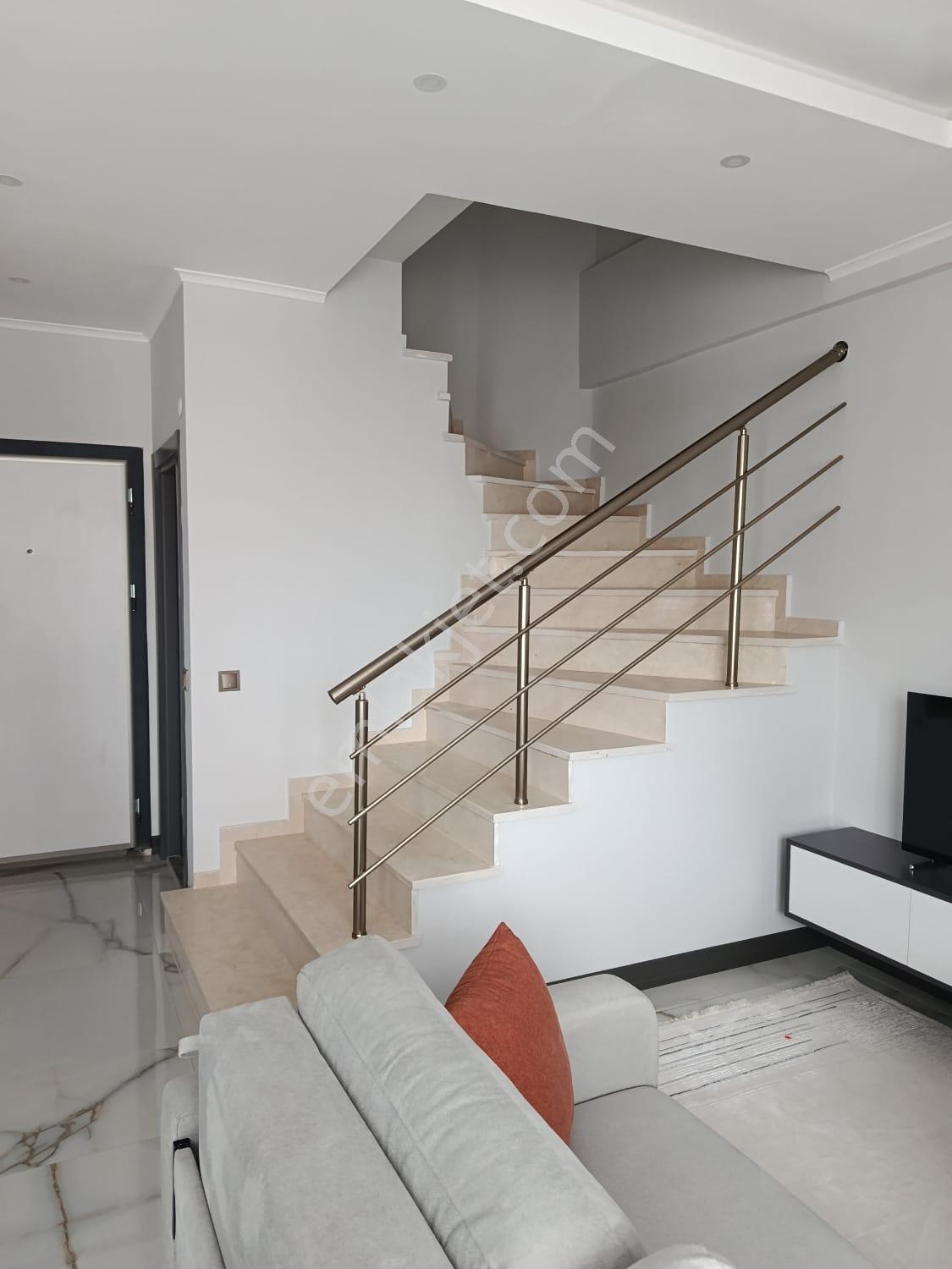 Çevreyolu Kiralık 2+1 Full Sıfır Eşyalı Dubleks - Görsel 11