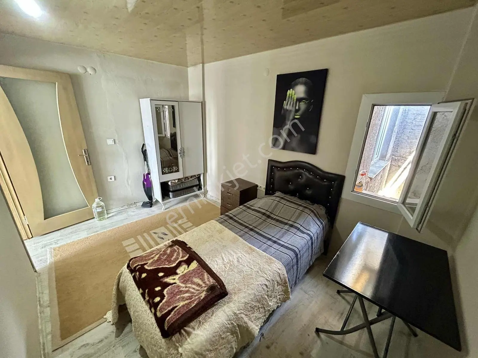 Ege Üniversitesi Arkası Eşyalı Klimalı 1+1 Kiralık Daire - Görsel 5