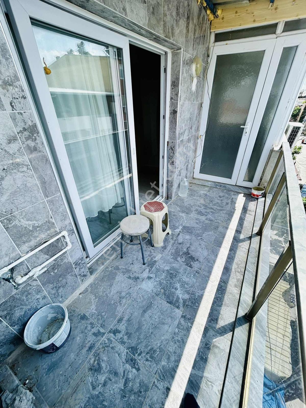 Ege Üniversitesi Arkası Eşyalı Klimalı 1+1 Kiralık Daire - Görsel 3