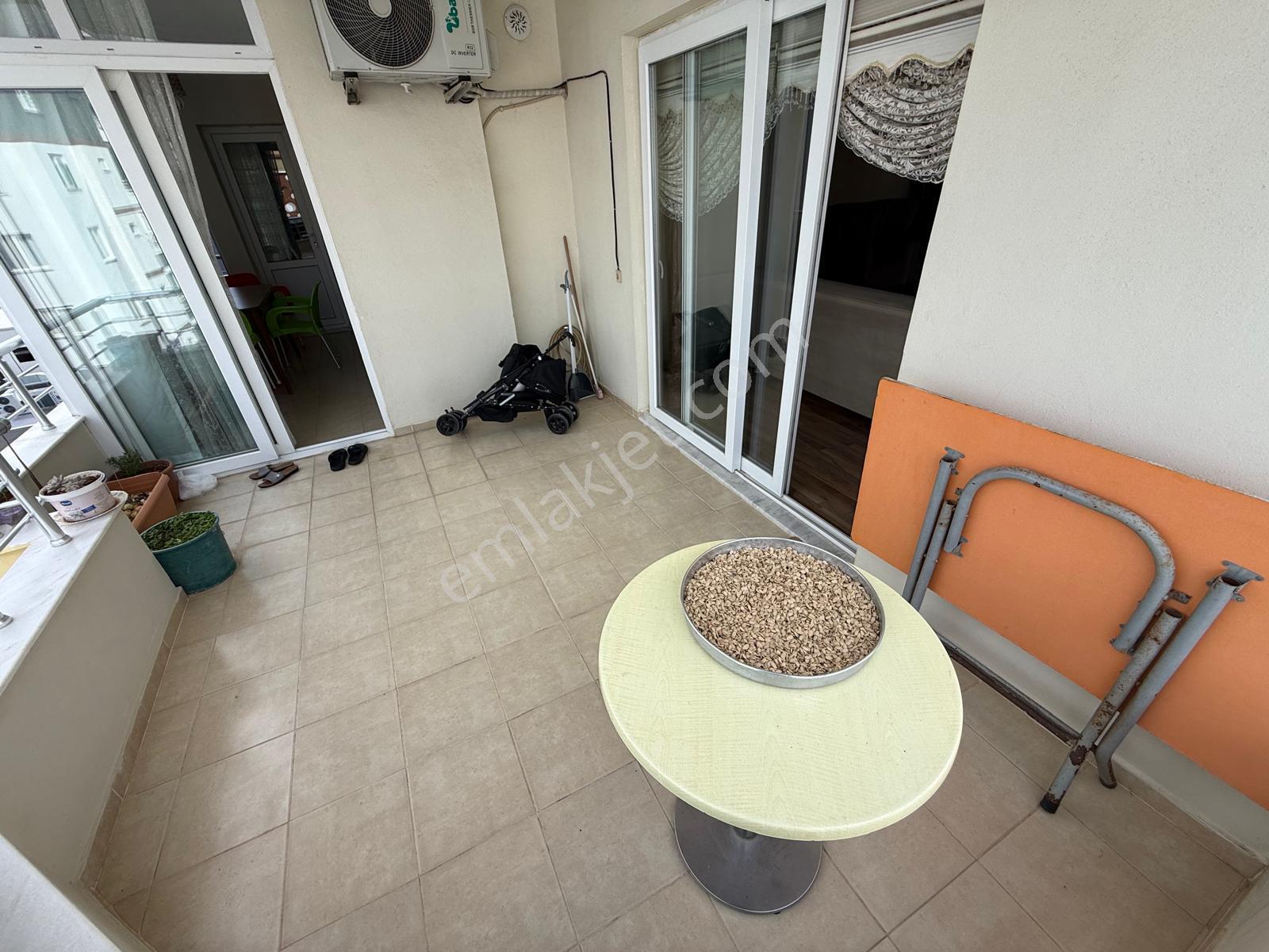 Mezitli Akdeniz'de Deniz Manzaralı Balkon Sefalı Kombili 3+1 Geniş Daire - Görsel 9
