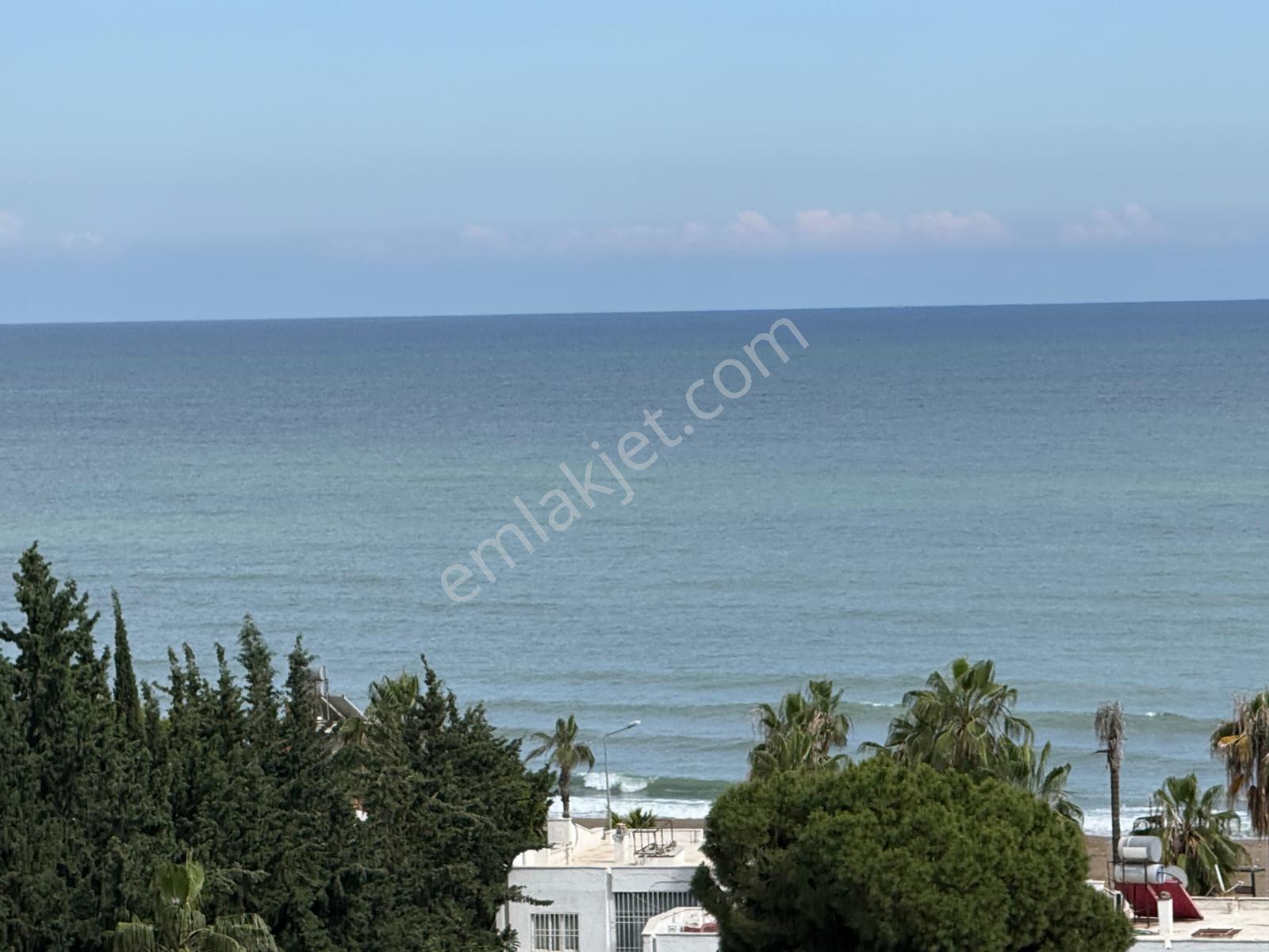 Mezitli Akdeniz'de Deniz Manzaralı Balkon Sefalı Kombili 3+1 Geniş Daire - Görsel 2