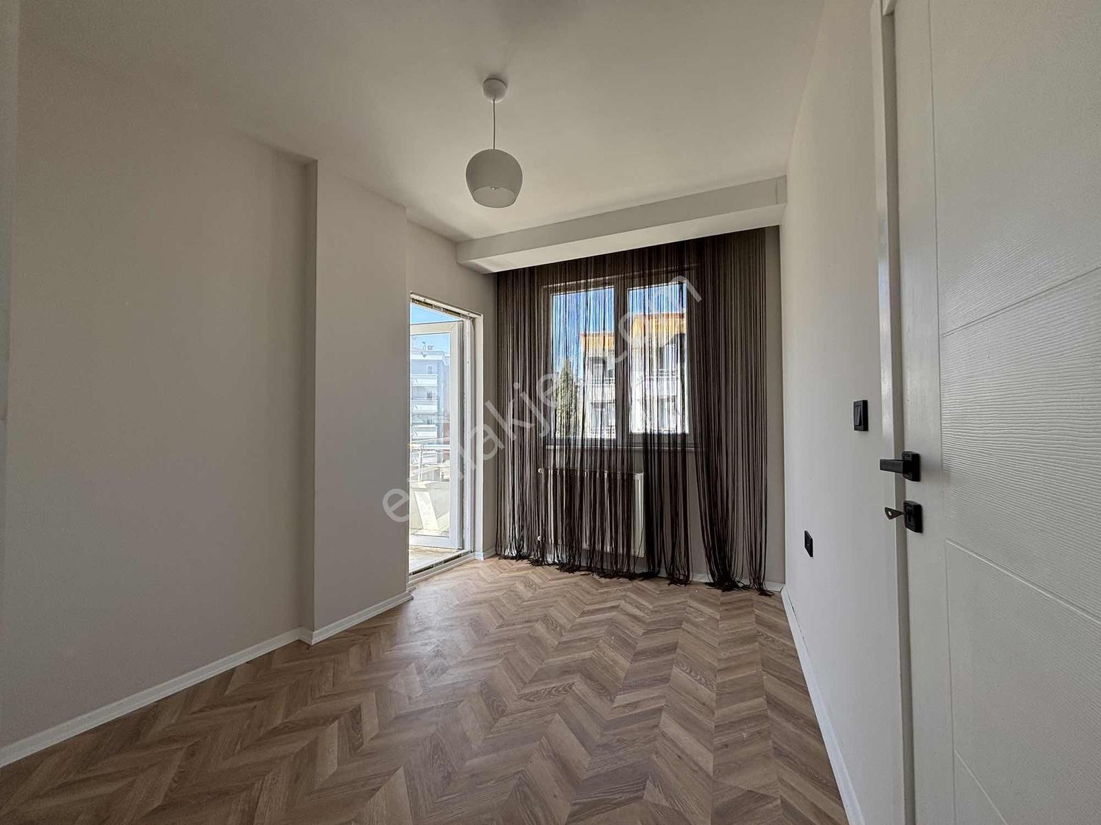 Remax Yasir | Atakum Körfez Tramvaya 250m Eşyalı Kiralık 1+1 - Görsel 17