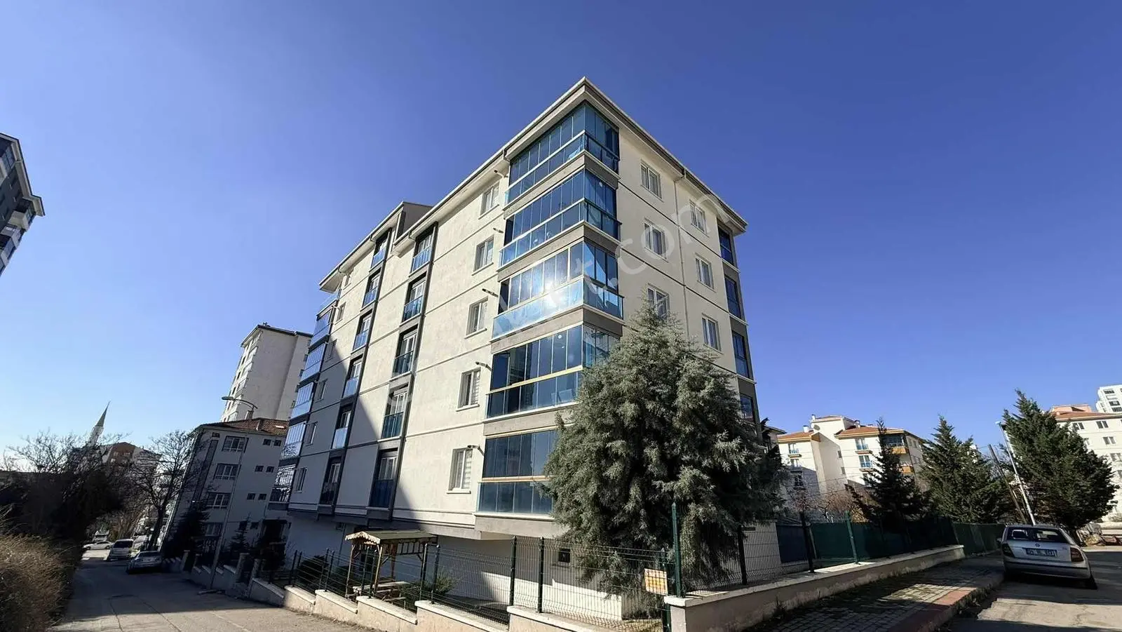 Mercanlardan Yeşilevler'de 4+1 Satılık Daire