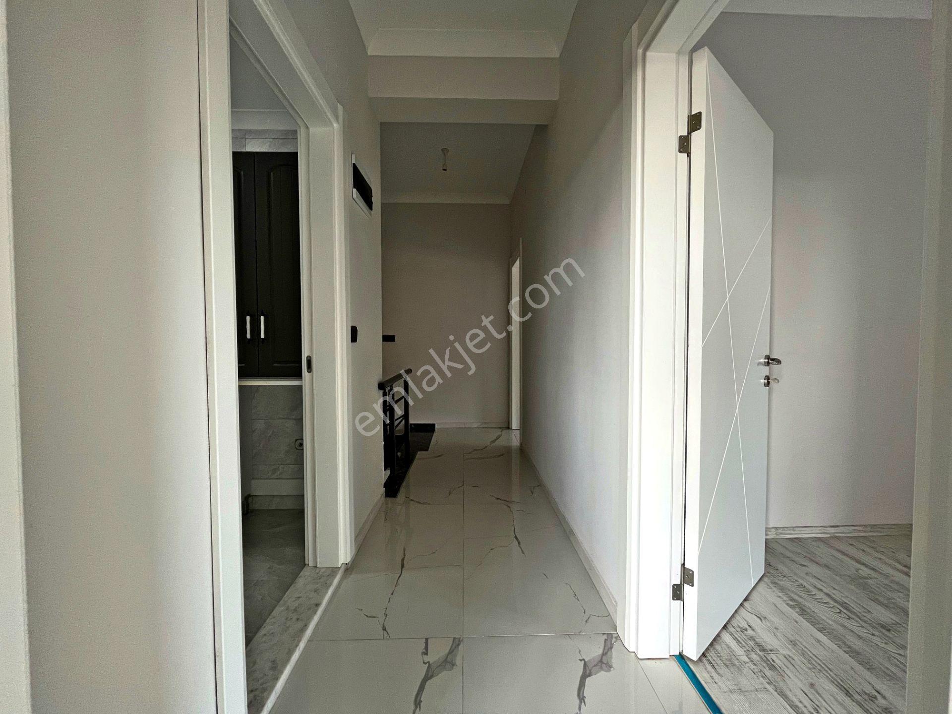 🟣🟣aktiften Akçayda Doğayla İç İçe Geniş Balkonlu Şık Tasarımlı Lüx 4+1 Müstakil Ev - Görsel 14