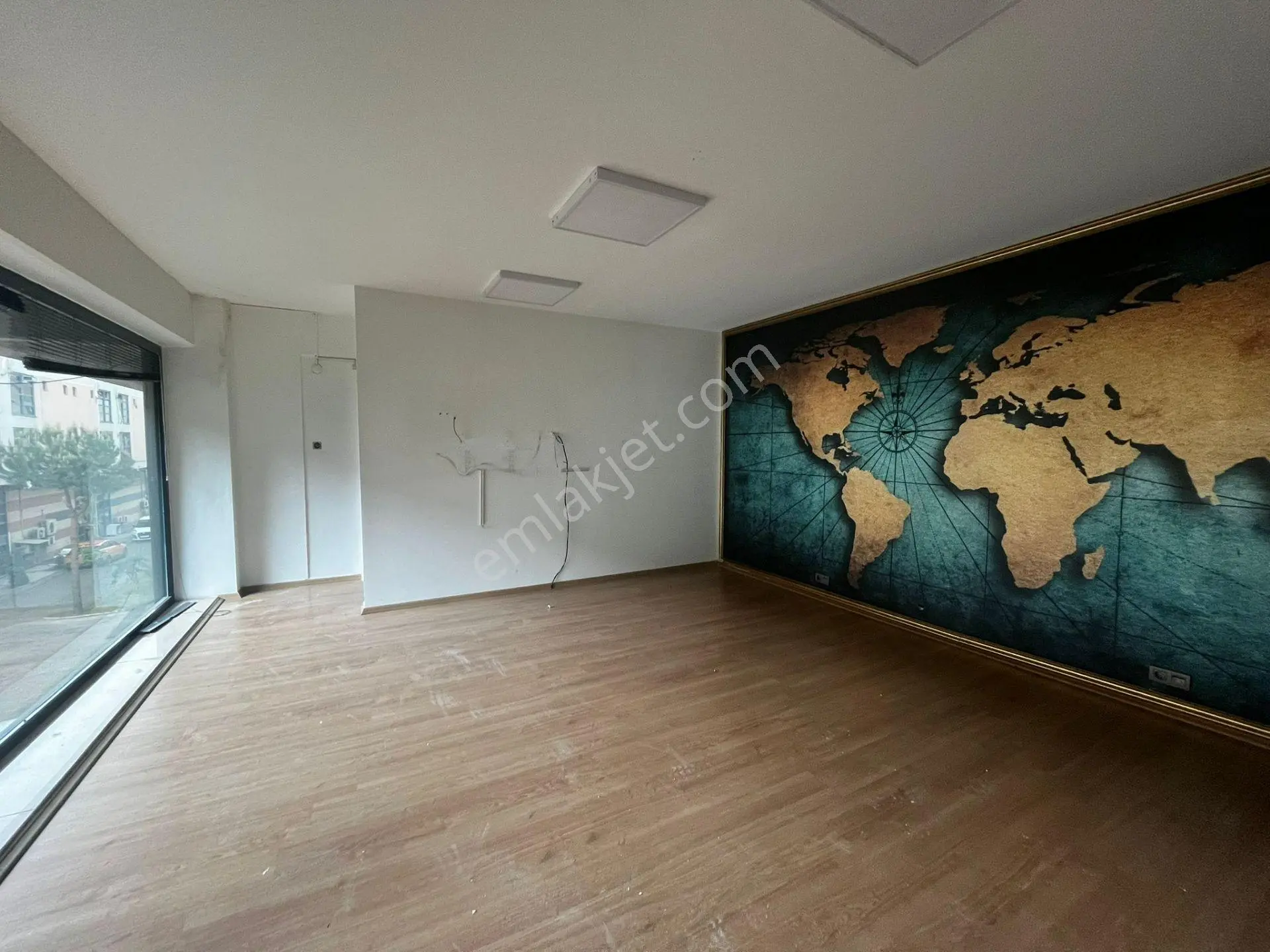 Muhteşem Konumda Yapılı Cephesi Açılmış 180 M2 Kiralık İş Yeri - Görsel 4