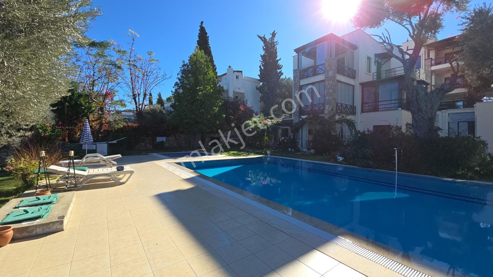 Yalıkavak Geriş Denize 300 Mt Bahçe Terası Havuz Manzaralı Daire - Görsel 8